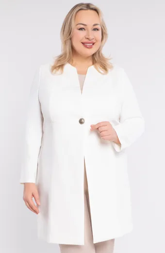 Elegantiškas baltas paltas