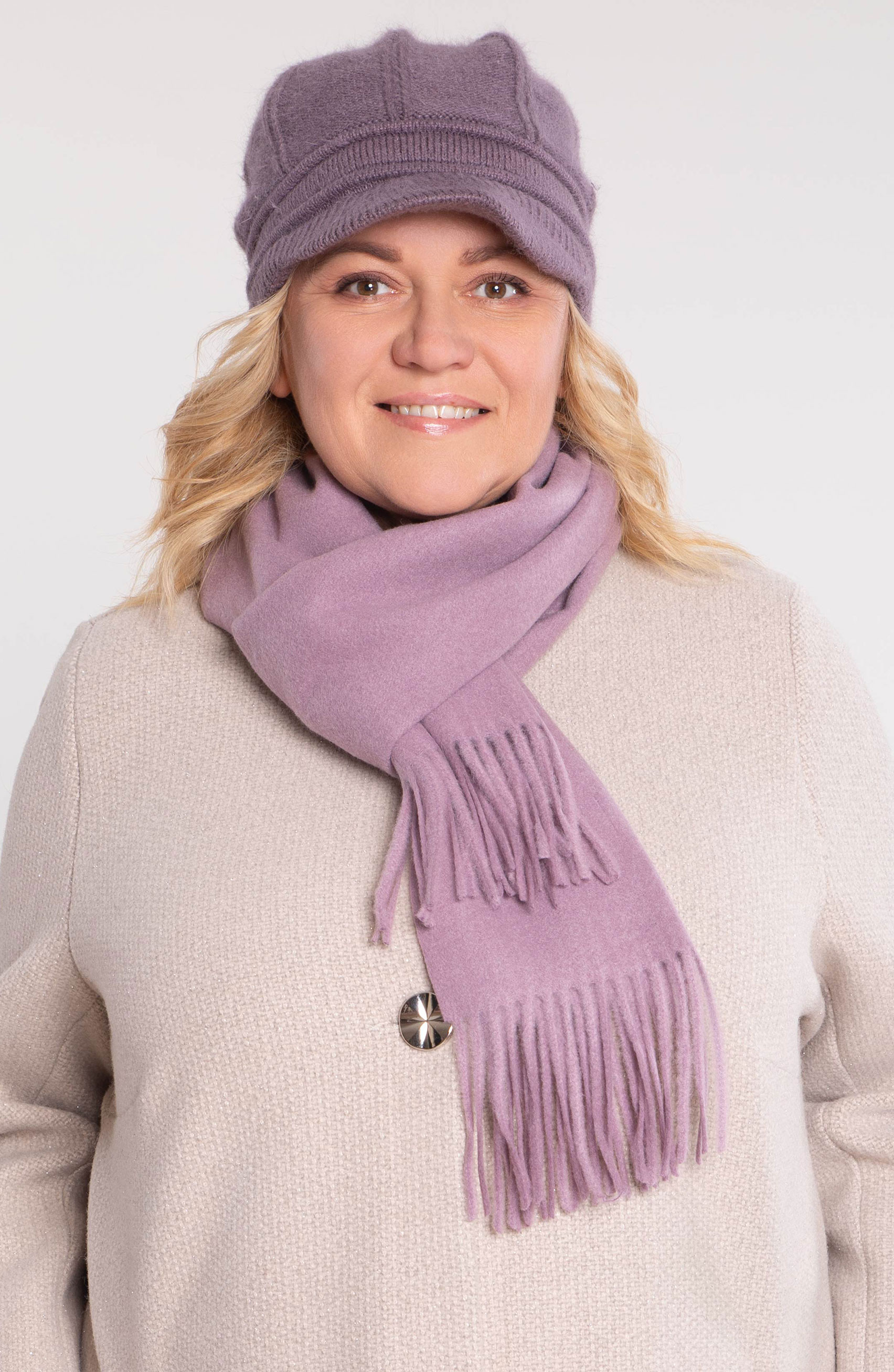 Violetinė beisbolo kepuraitė